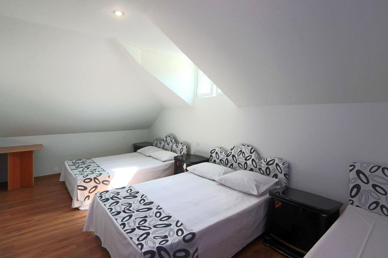 Garnim Guest House Ереван Екстериор снимка